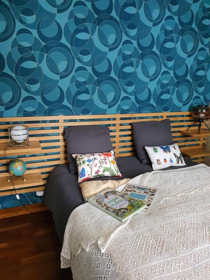 A L'Ecole Buissonniere, Chambre D'Hotes En Sidobre Lacrouzette Экстерьер фото